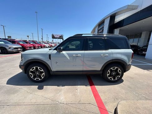 Used 2021 Ford Bronco Sport Outer Banks AWD/4WD image 2