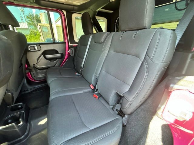 Used 2021 Jeep Wrangler Unlimited Sport AWD/4WD image 16
