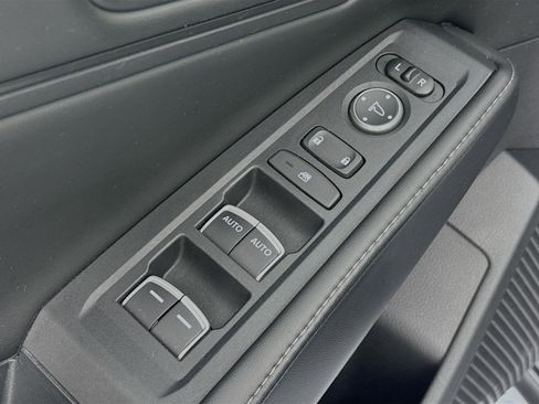 Certified 2023 Honda Accord Sport image 17