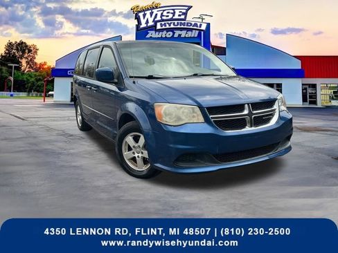 Used 2011 Dodge Grand Caravan Mainstreet w/ PWR Convenience Group FWD image 1