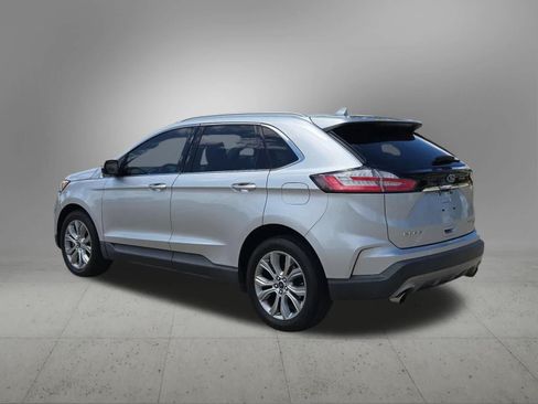 Used 2019 Ford Edge Titanium AWD/4WD image 4