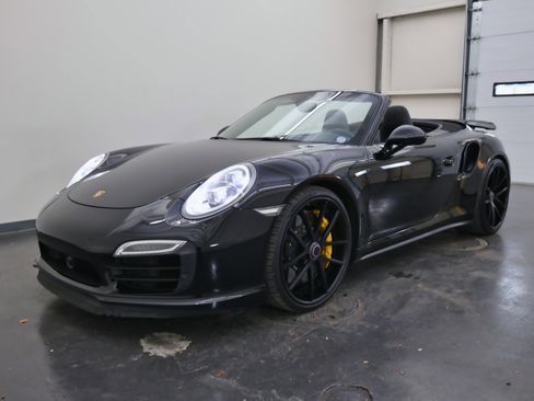 Used 2014 Porsche 911 Turbo S image 8
