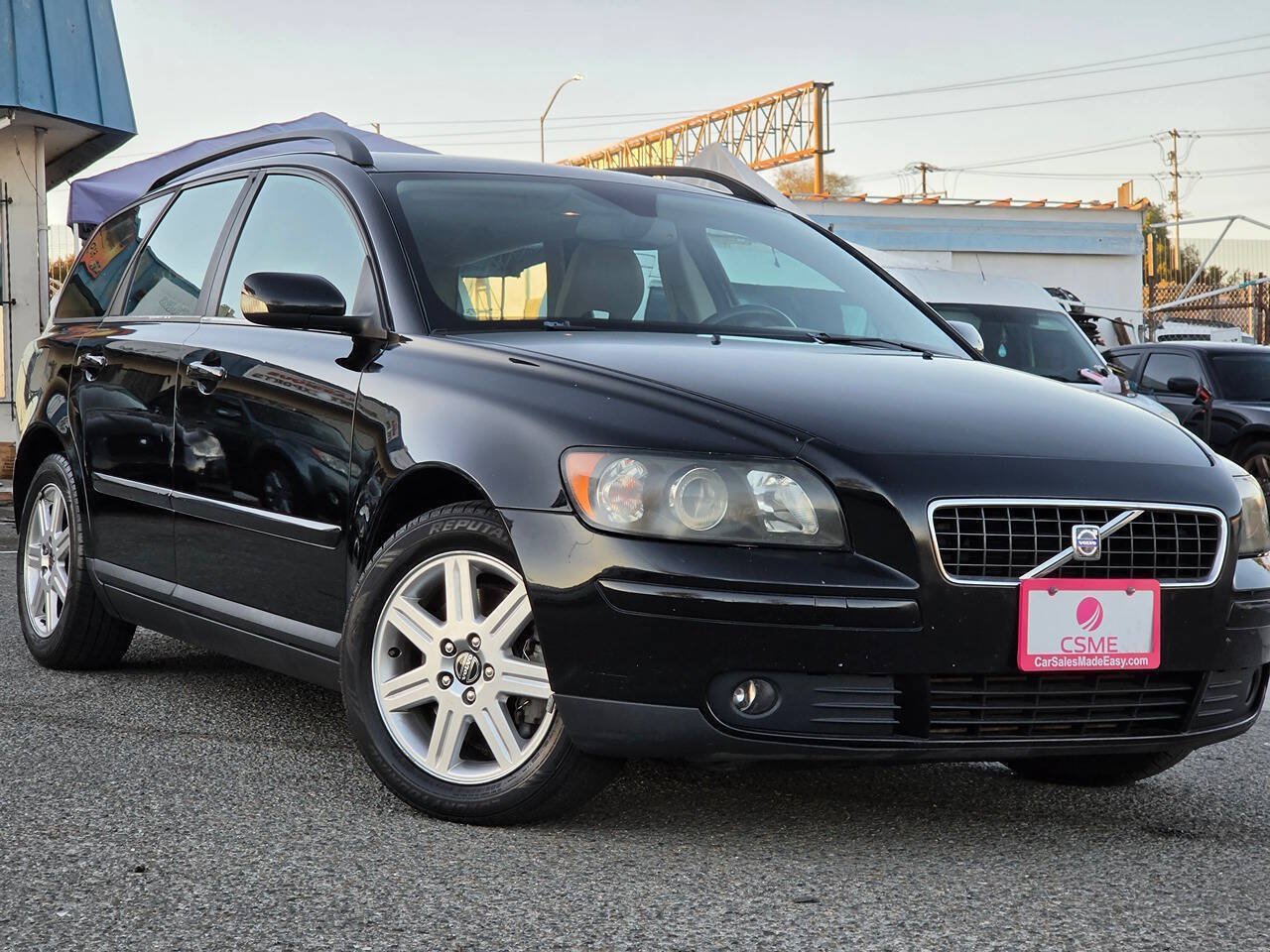 Used 2005 Volvo V50 T5 FWD image 3