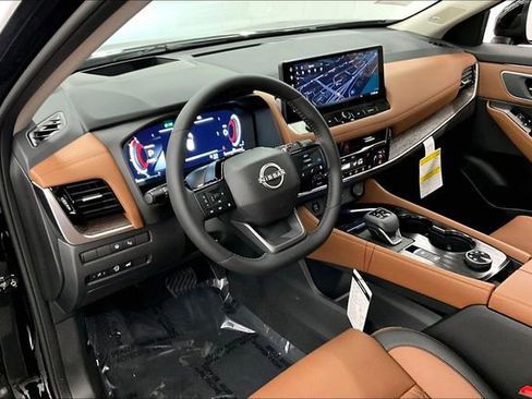 New 2026 Nissan Rogue Platinum w/ Platinum Premium Package image 7