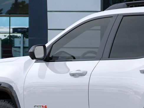 New 2027 GMC Terrain AT4 w/ Technology Package II AWD/4WD image 12