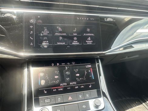 Used 2022 Audi Q7 3.0T Premium Plus AWD/4WD image 29