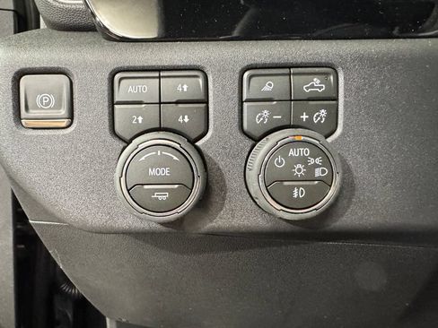 New 2026 Chevrolet Silverado 2500 LTZ w/ LTZ Plus Package AWD/4WD image 22