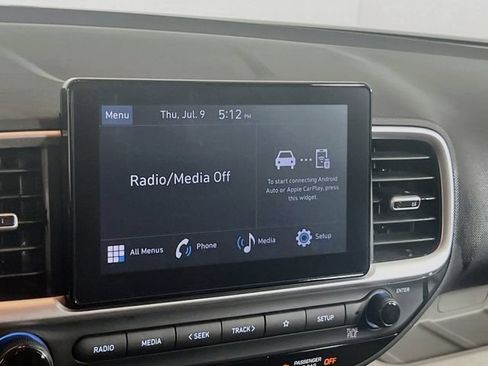 Used 2025 Hyundai Venue SEL FWD image 10