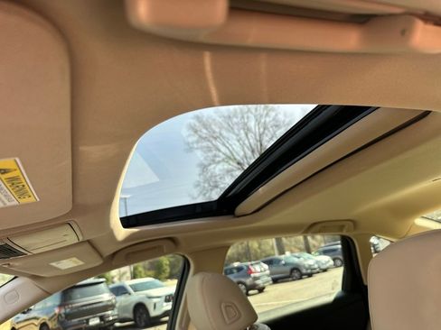 Used 2023 Acura TLX w/ Technology Package image 10