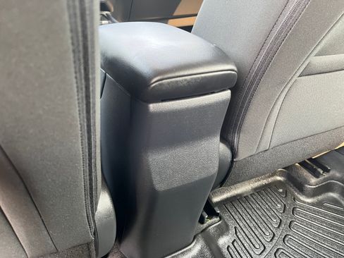 Used 2025 Nissan Kicks S AWD/4WD image 32