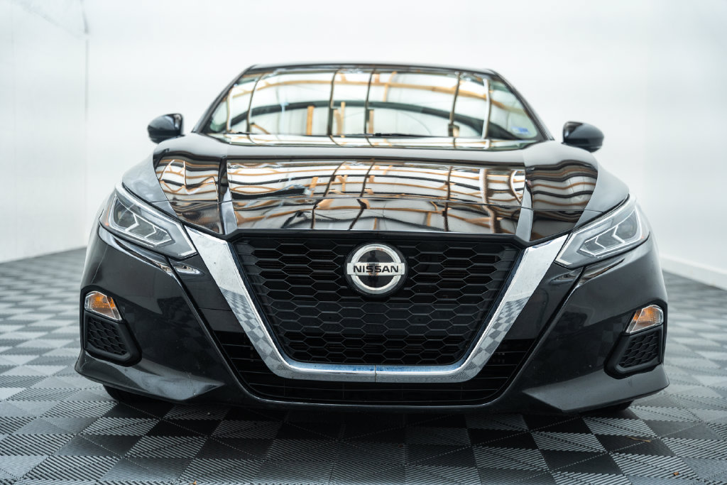 Used 2022 Nissan Altima 2.5 SV w/ SV Premium Package AWD/4WD image 2