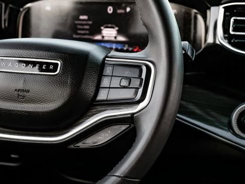 Used 2022 Jeep Wagoneer Series II w/ Rear Seat Video Group 1 image 23