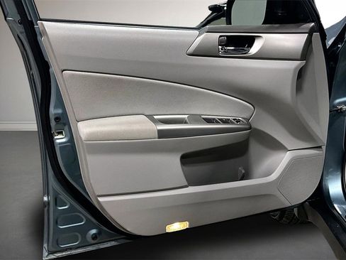 Used 2010 Subaru Forester 2.5XT Premium image 19