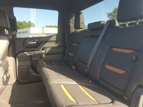 Used 2021 GMC Sierra 1500 AT4 AWD/4WD image 11