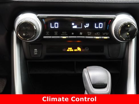 Used 2024 Toyota RAV4 LE image 18