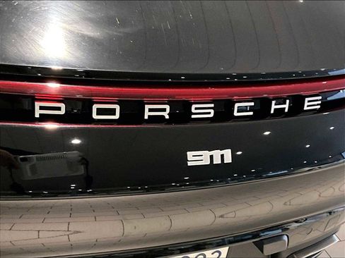 Used 2020 Porsche 911 Carrera image 36