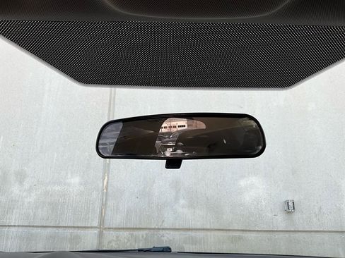 Used 2018 Ford Focus SE image 16