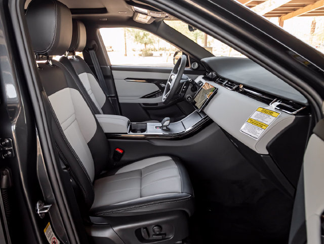 New 2026 Land Rover Range Rover Evoque Hoxton AWD/4WD image 31