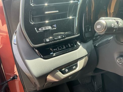 Used 2025 Lexus RX 350 w/ Convenience Package AWD/4WD image 33