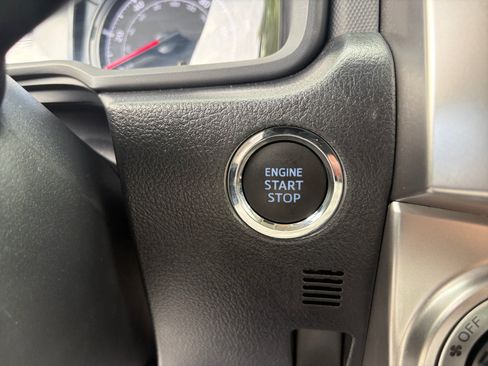 Used 2023 Toyota 4Runner SR5 AWD/4WD image 18