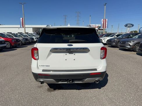 Certified 2023 Ford Explorer Limited w/ Equipment Group 301A image 6