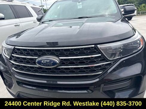 Used 2022 Ford Explorer XLT AWD/4WD image 4