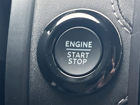 New 2025 Ford Expedition Platinum w/ Stealth Performance Package image 5