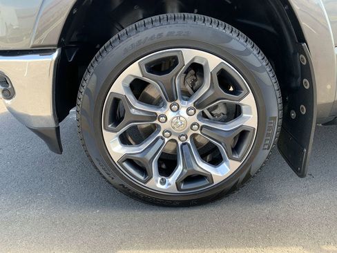Used 2019 RAM 1500 Limited AWD/4WD image 11