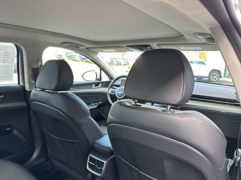 Used 2025 Kia K5 EX image 17