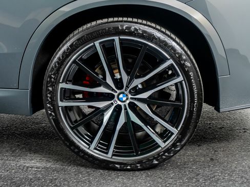 Used 2024 BMW X5 xDrive40i image 15