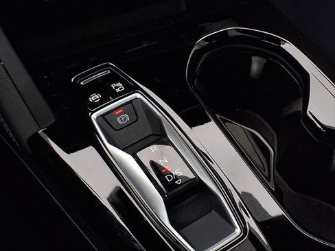Certified 2025 Audi Q5 Premium Plus w/ Premium Plus AWD/4WD image 17