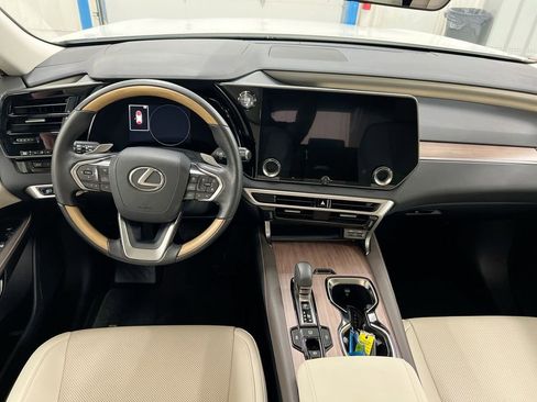Used 2024 Lexus RX 350 Premium w/ Cold Area Package FWD image 10