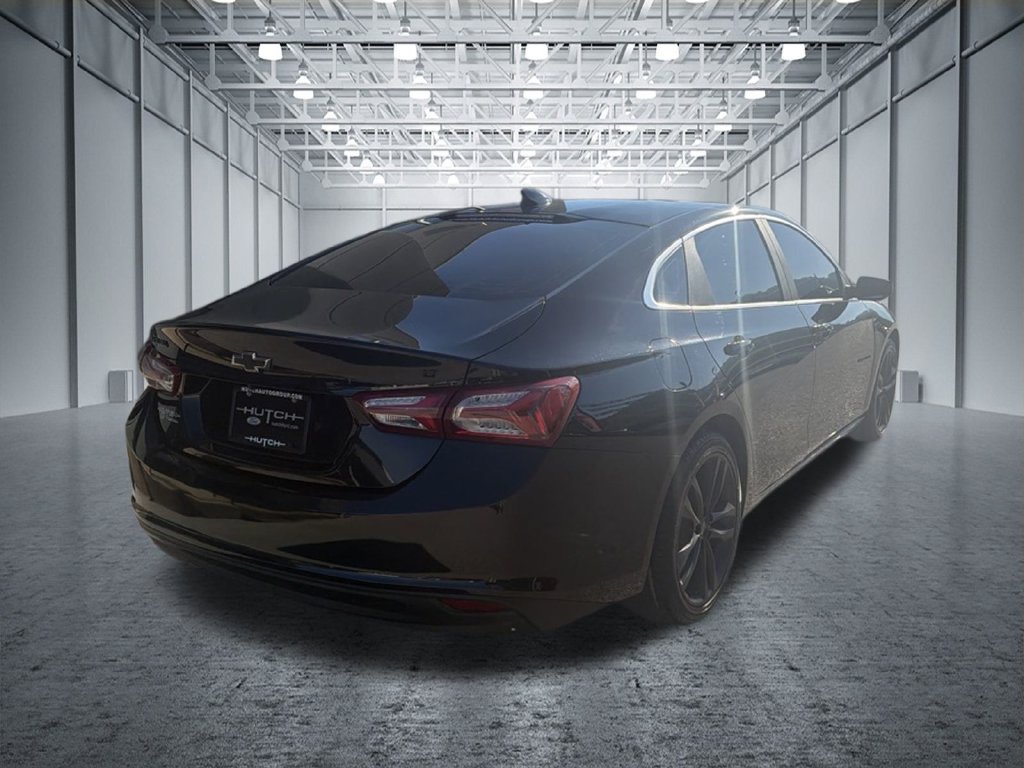 Used 2021 Chevrolet Malibu LT w/ Leather Package FWD image 3