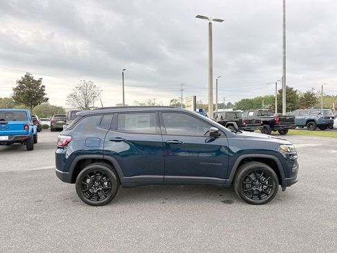 New 2026 Jeep Compass Latitude AWD/4WD image 2