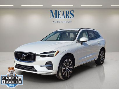 Certified 2022 Volvo XC60 B5 Momentum