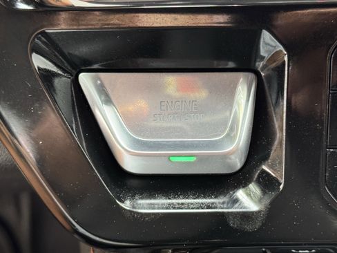 Used 2022 GMC Sierra 1500 AT4 w/ Technology Package image 22