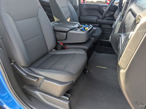 Certified 2022 Chevrolet Silverado 1500 Custom image 11