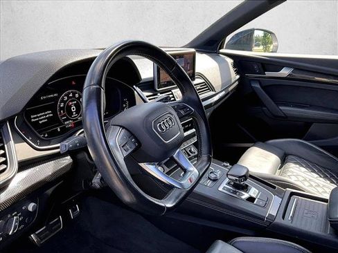 Used 2020 Audi SQ5 Prestige w/ Prestige Package AWD/4WD image 13