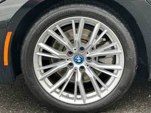 Used 2023 BMW 330e w/ Convenience Package image 13