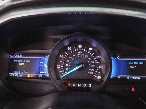 Used 2021 Ford Edge Titanium image 15