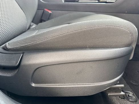 Used 2024 Kia Sportage LX image 28