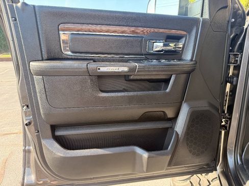 Used 2016 RAM 2500 Laramie w/ Sport Appearance Group AWD/4WD image 14