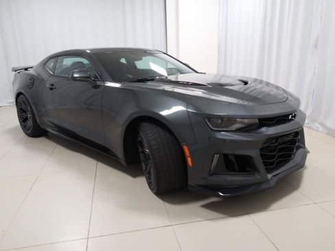 Used 2017 Chevrolet Camaro ZL1 image 7