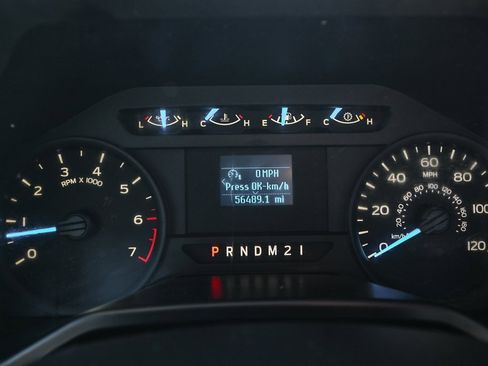 Used 2016 Ford F150 XL w/ Heavy-Duty Payload Package image 30