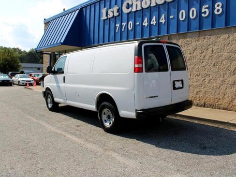 Used 2018 Chevrolet Express 2500 image 6