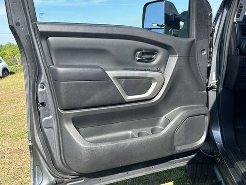 Certified 2024 Nissan Titan SV w/ SV Convenience Package AWD/4WD image 12