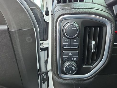 Used 2020 Chevrolet Silverado 1500 LT w/ All-Star Edition AWD/4WD image 21