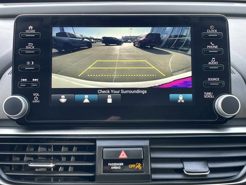 Used 2020 Honda Accord EX image 18