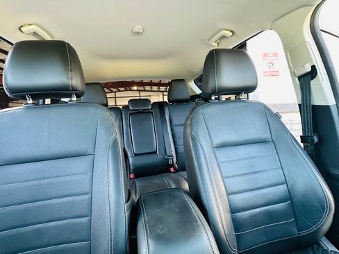 Used 2014 Ford Escape Titanium w/ Equipment Group 401A FWD image 28