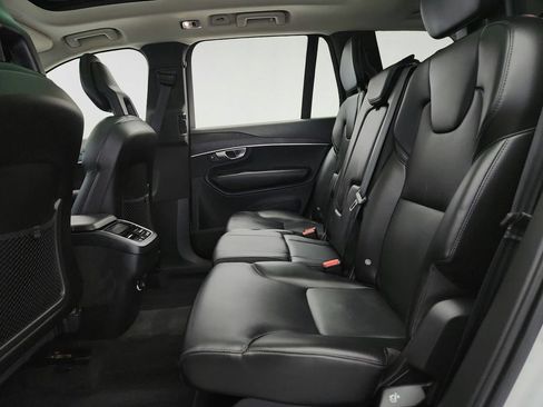Used 2020 Volvo XC90 T5 Momentum w/ Protection Package AWD/4WD image 25